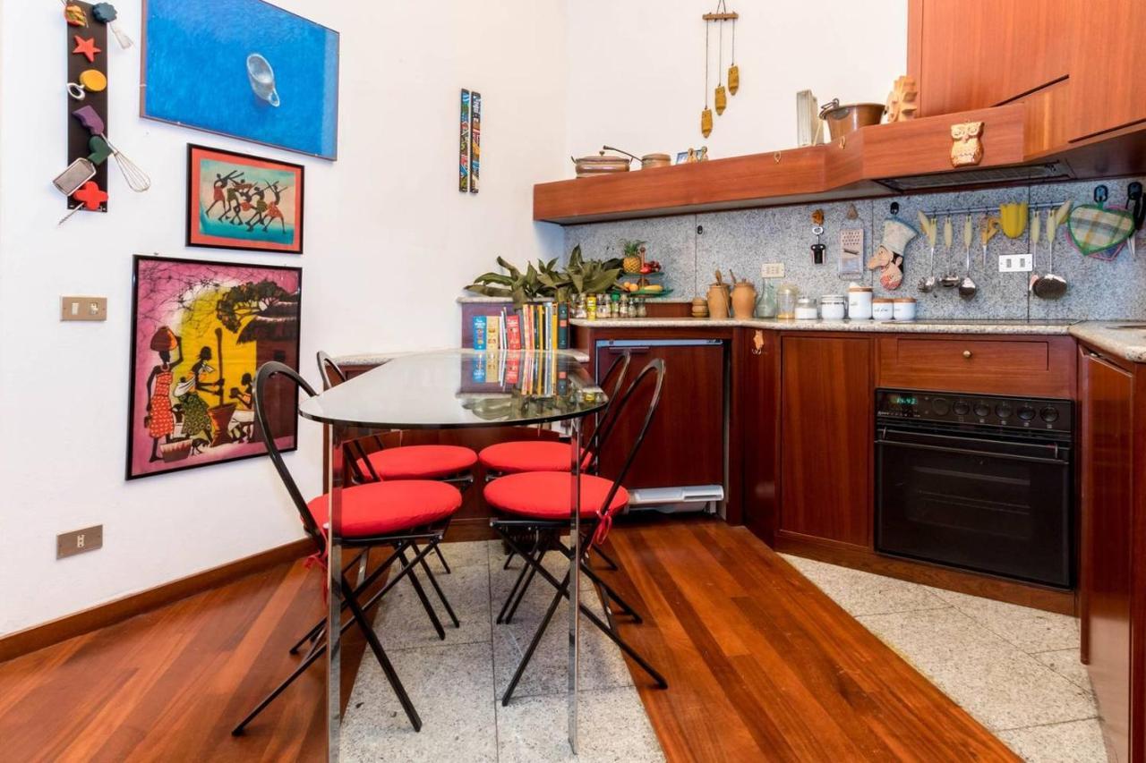 Joivy Charming Apt With Terrace In The Very Heart Of Milano Eksteriør billede